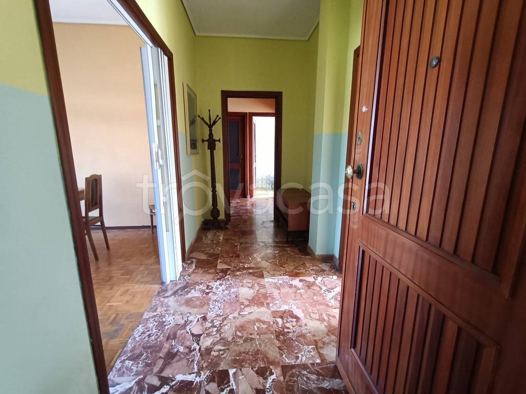 Appartamento in vendita a Borgo San Dalmazzo via Giovanni Lovera, 69