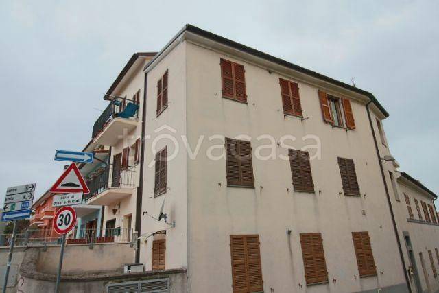 Appartamento in vendita ad Ancona via colleverde, 48