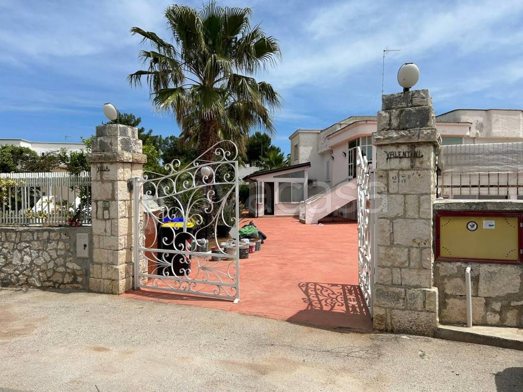 Villa in vendita a Polignano a Mare contrada San Giovanni