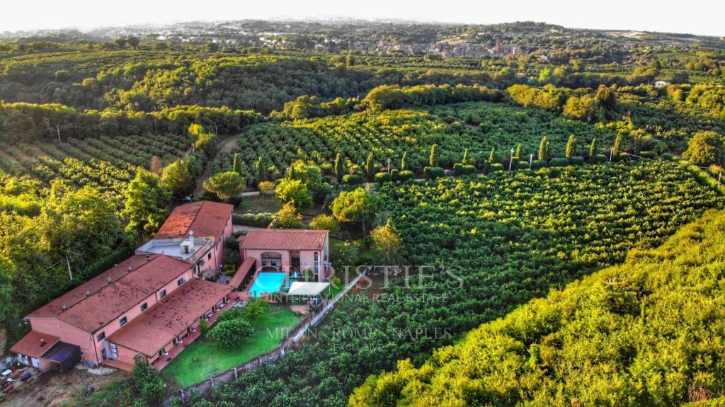 Villa in vendita a Sutri località Montefosco
