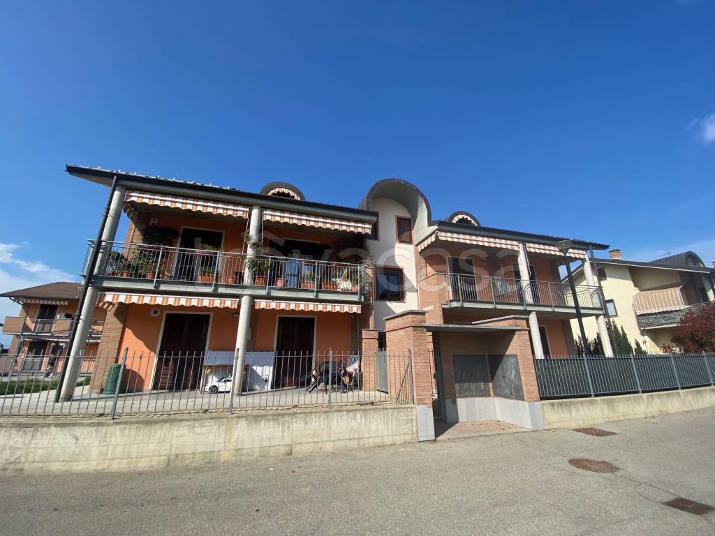 Appartamento in vendita a Carmagnola via Bornaresio, 56/14