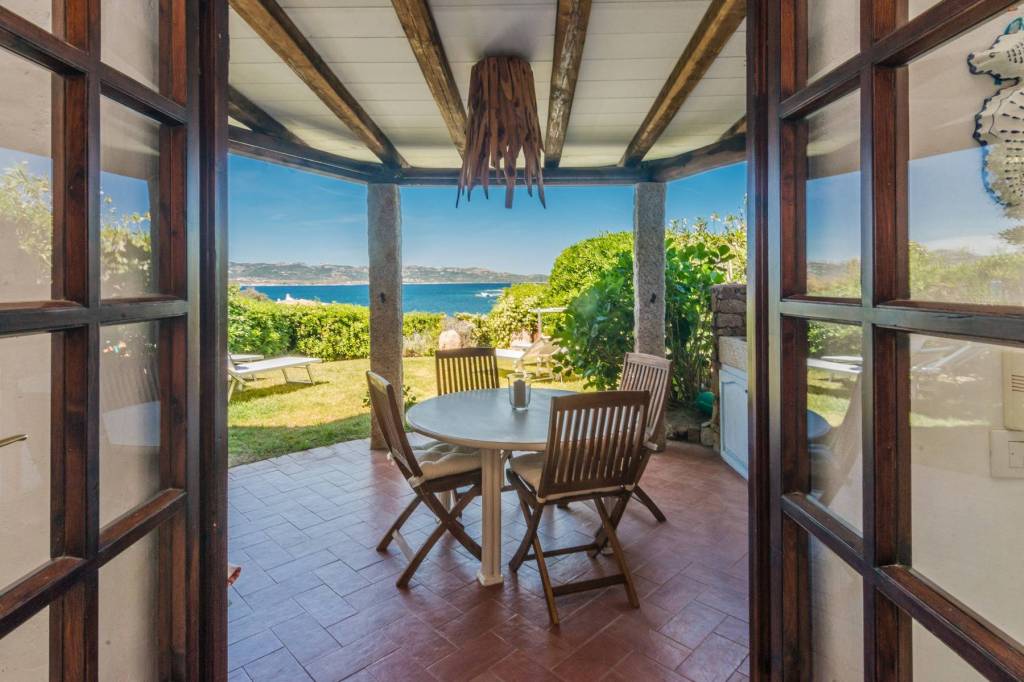 Casa Indipendente in vendita ad Arzachena baja Sardinia