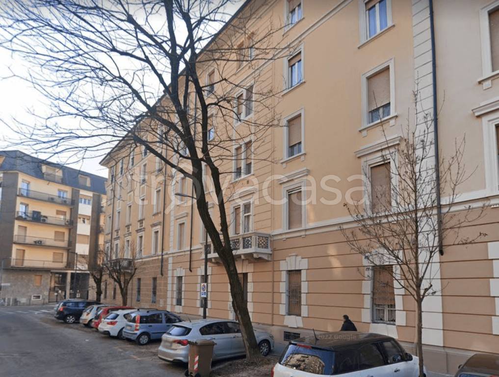 Appartamento in vendita a Cremona via Piave, 34