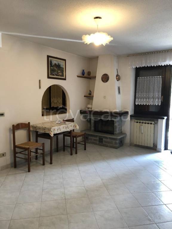 Appartamento in affitto a Cesana Torinese via Bouvier, 12