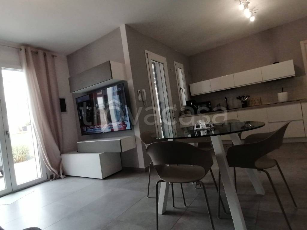 Villa in vendita a Porto Cesareo via Giacomo Zanella, 36