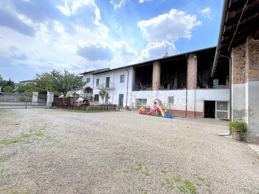 Villa Bifamiliare in vendita ad Alessandria strada Acqui