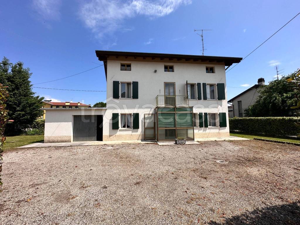 Villa in vendita a San Daniele del Friuli via Trento Trieste, 117