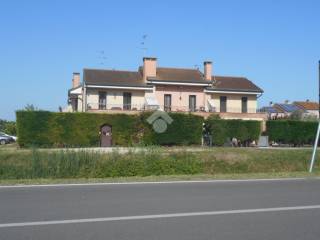 Villa bifamiliare in vendita a comacchio via fratelli cervi, 1