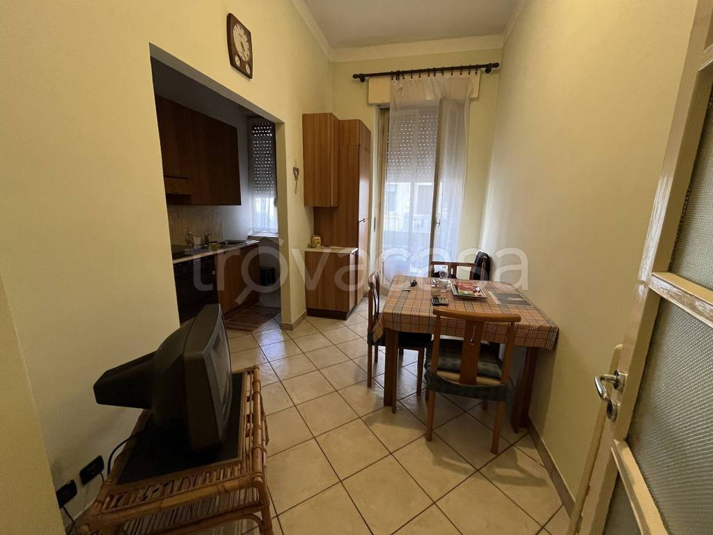 Appartamento in vendita a Vercelli via Casimiro Ara