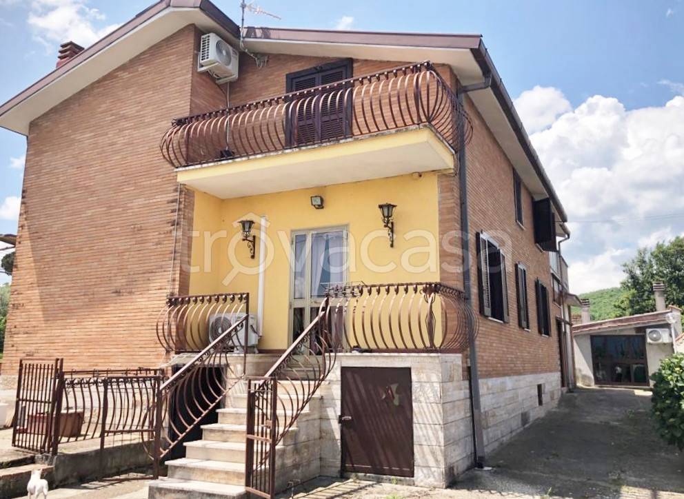 Villa in vendita a Rocca Priora via Volturno, 10