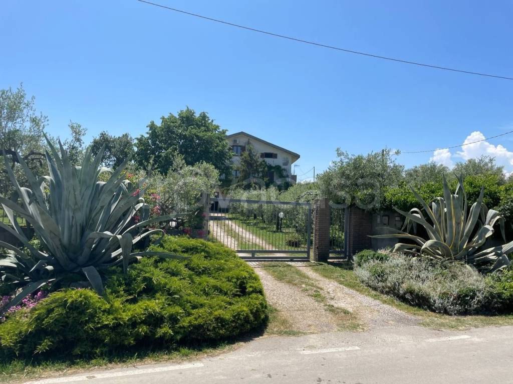 Villa Bifamiliare in in vendita da privato a Casalbordino contrada Giardini, 11