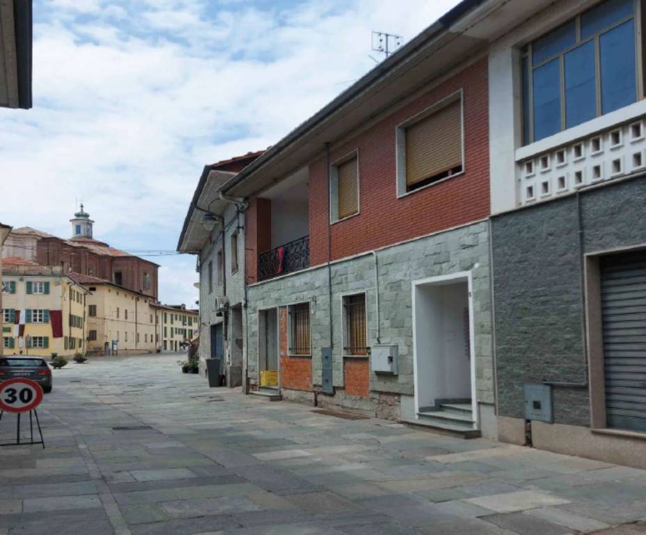 Appartamento in vendita a Livorno Ferraris via Cavour 3
