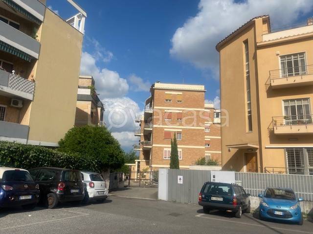 Appartamento in vendita a Roma piazza Cimone