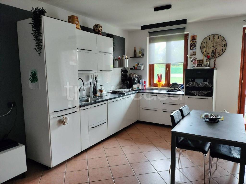 Appartamento in in vendita da privato a Mazzano via Don Lorenzo Milani, 48