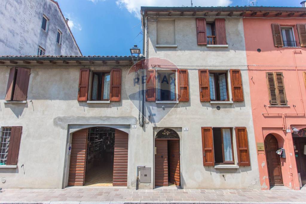 Casa Indipendente in vendita a Busseto via Provesi, 15