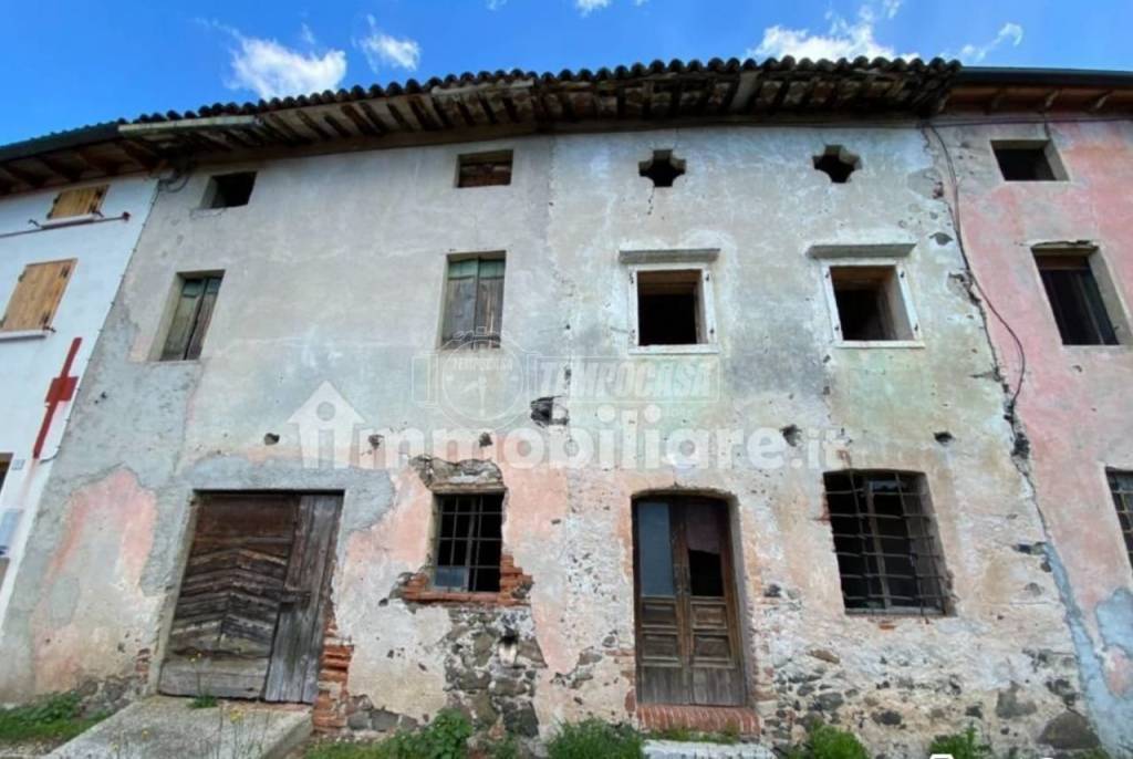 Casa Indipendente in vendita a Zugliano via Tovari 1