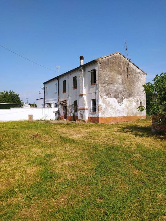 Casa Indipendente in vendita a Riva del Po via Canal Bianco, 24