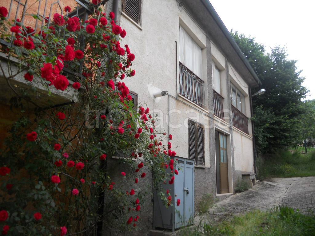 Casa Indipendente in vendita a Borgorose via del Fossato