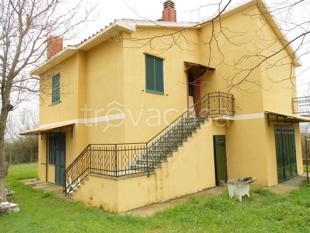 Villa in vendita a Onano strada Provinciale Soranese
