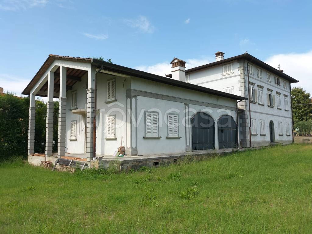Villa in vendita a Pisa piazza San Paolo all'Orto, 21