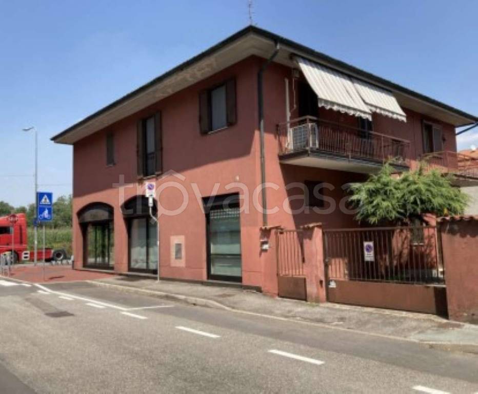 Filiale Bancaria in vendita a Cornaredo via Milano 95
