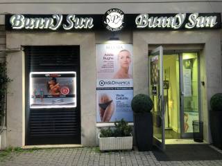 Centro estetico/solarium/benessere in in vendita da privato a roma via domenico cimarosa, 1