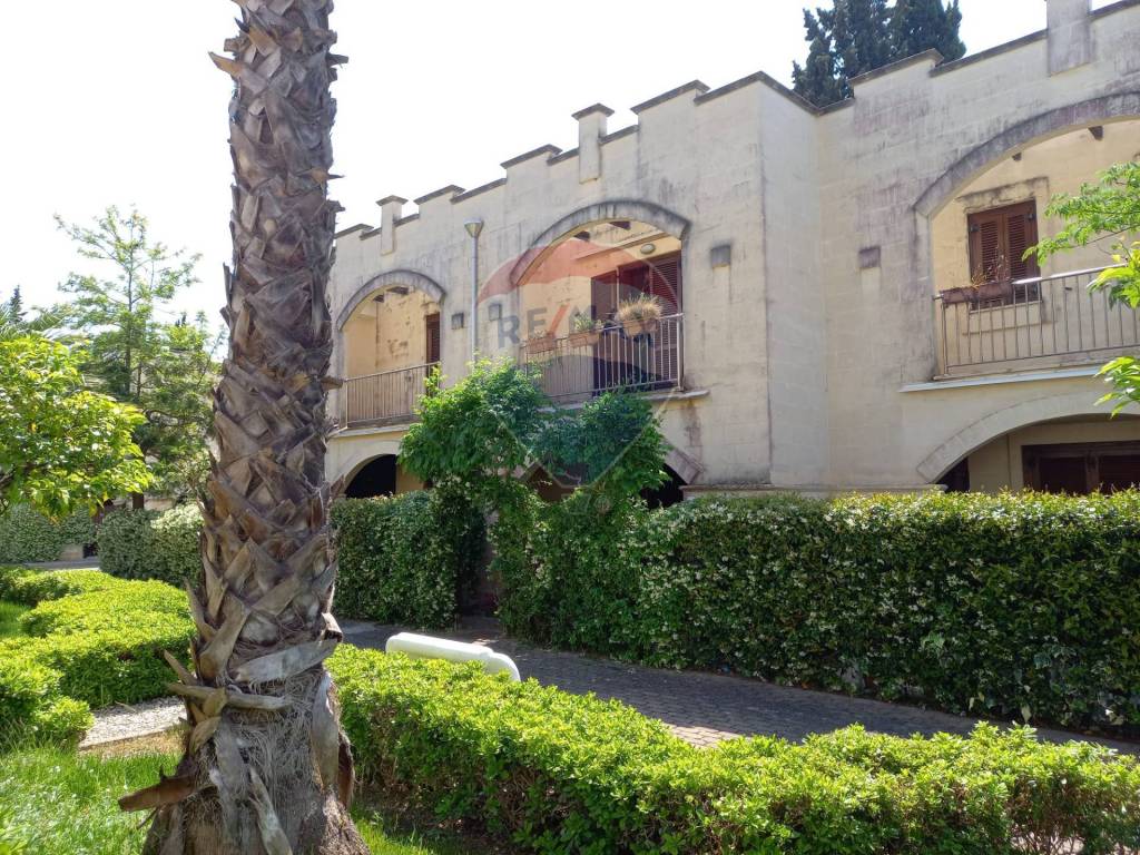 Villa in vendita a Castellaneta villaggio città del catalano