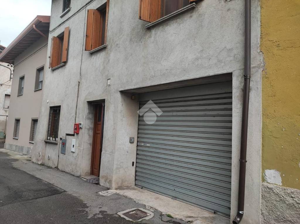 Casa Indipendente in vendita a Pontoglio via Solferino, 4