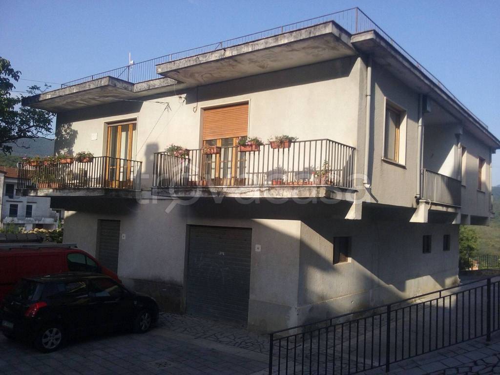 Villa in in vendita da privato a Morigerati piazza Umberto I, 12