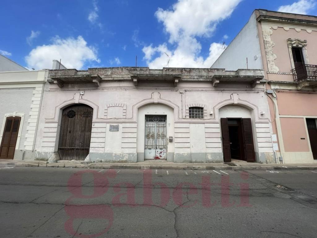 Appartamento in vendita a Lequile via Trieste, 129