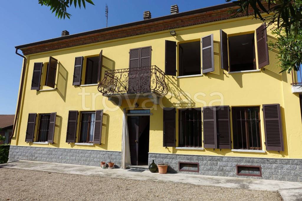 Villa in vendita a Montegrosso d'Asti via del Giardino