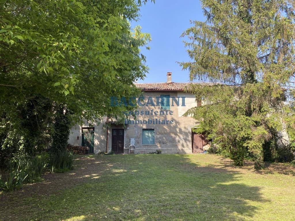 Casa Indipendente in vendita a Faenza via fossolo, 29