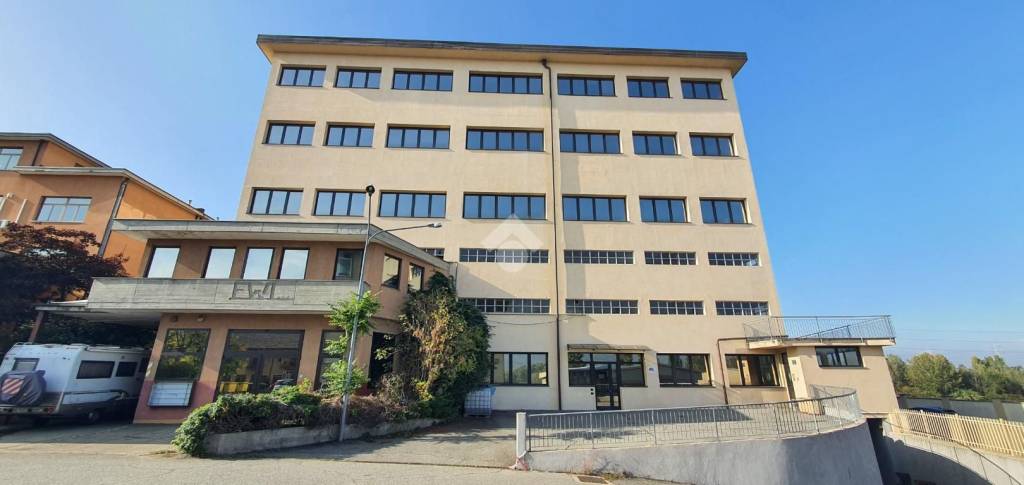 Ufficio in vendita a Torino via Botticelli, 151