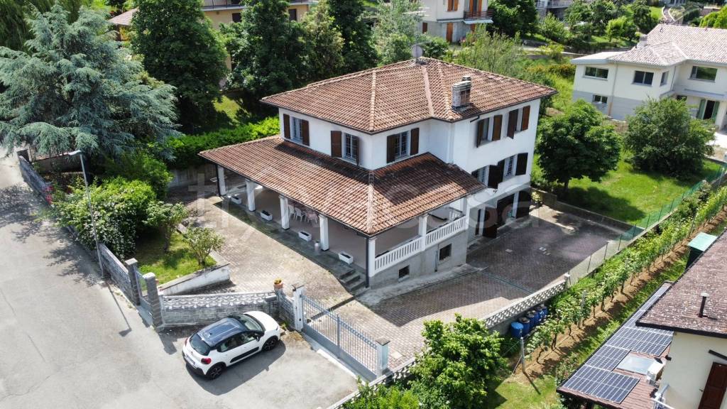 Villa Bifamiliare in vendita a Valsamoggia via Montegrappa