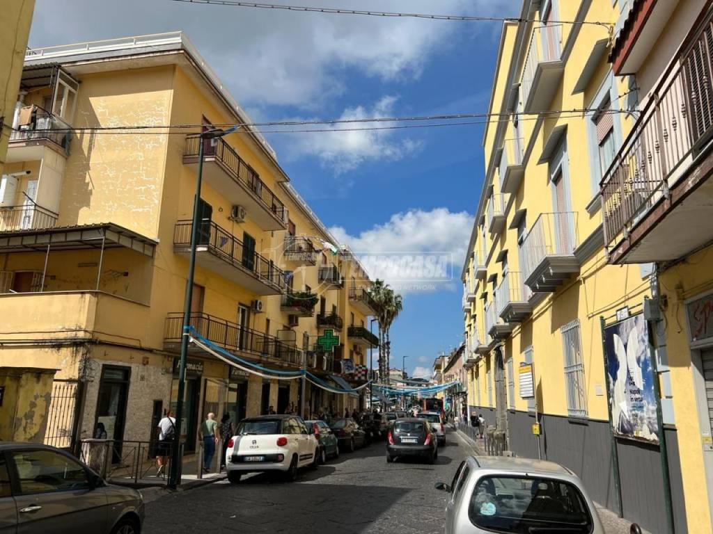 Appartamento in vendita a Napoli corso duca d'aosta
