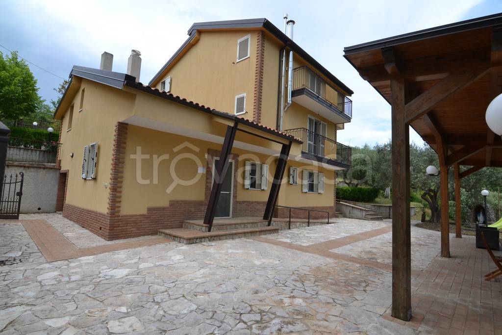Villa in vendita a Postiglione ss19, 723