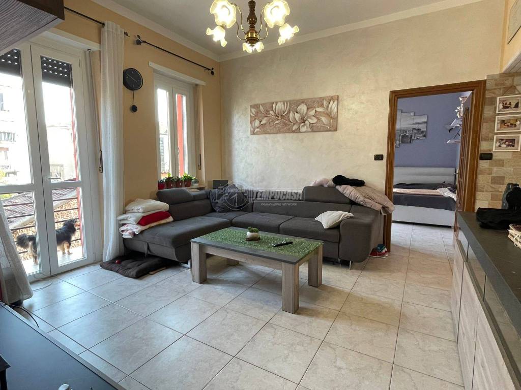 Appartamento in vendita a Settimo Torinese via Francesco Crispi, 7