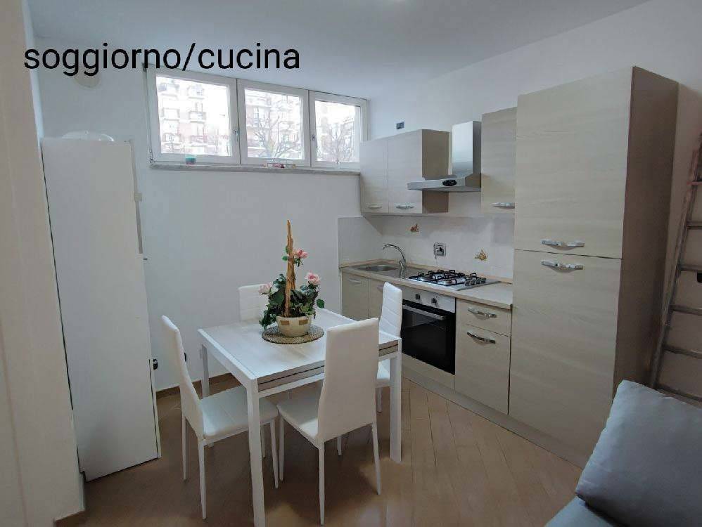 Appartamento in vendita a Bologna via Serena