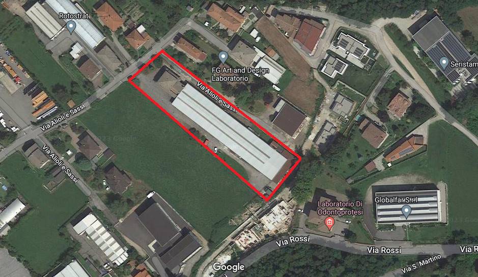 Capannone Industriale in vendita a Gavirate via Alioli e Sassi