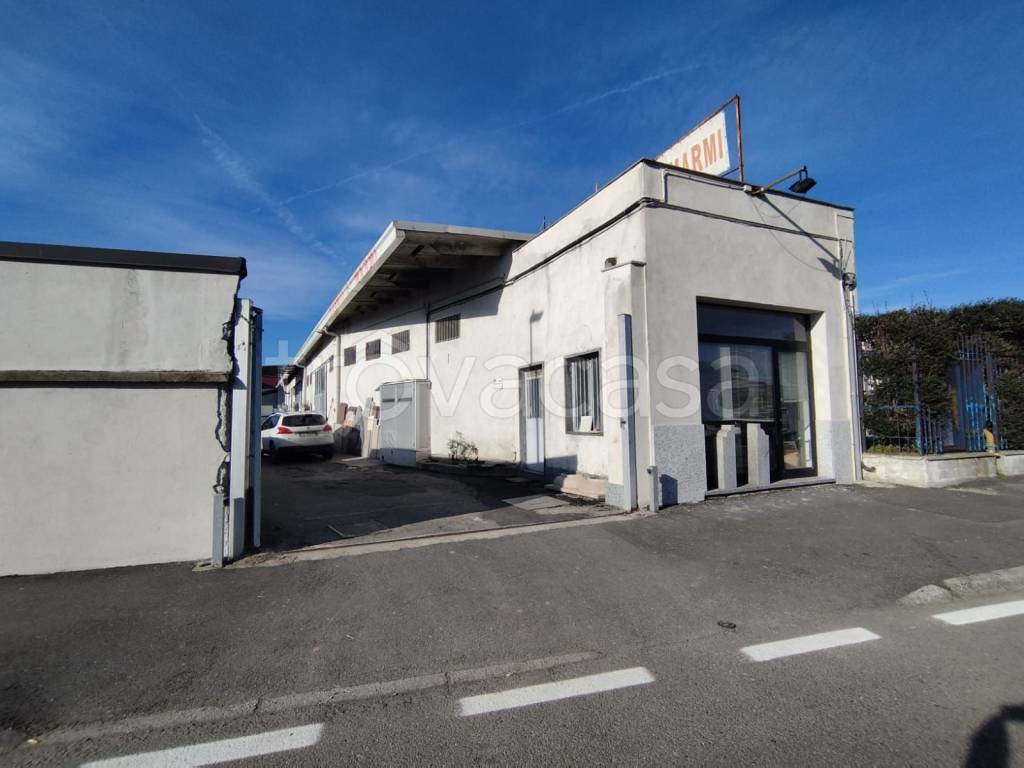 Capannone Industriale in affitto a Lainate