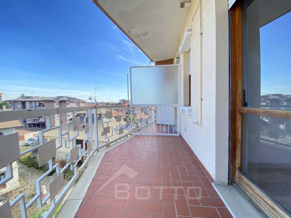 Appartamento in vendita a Gattinara via Guglielmo Marconi