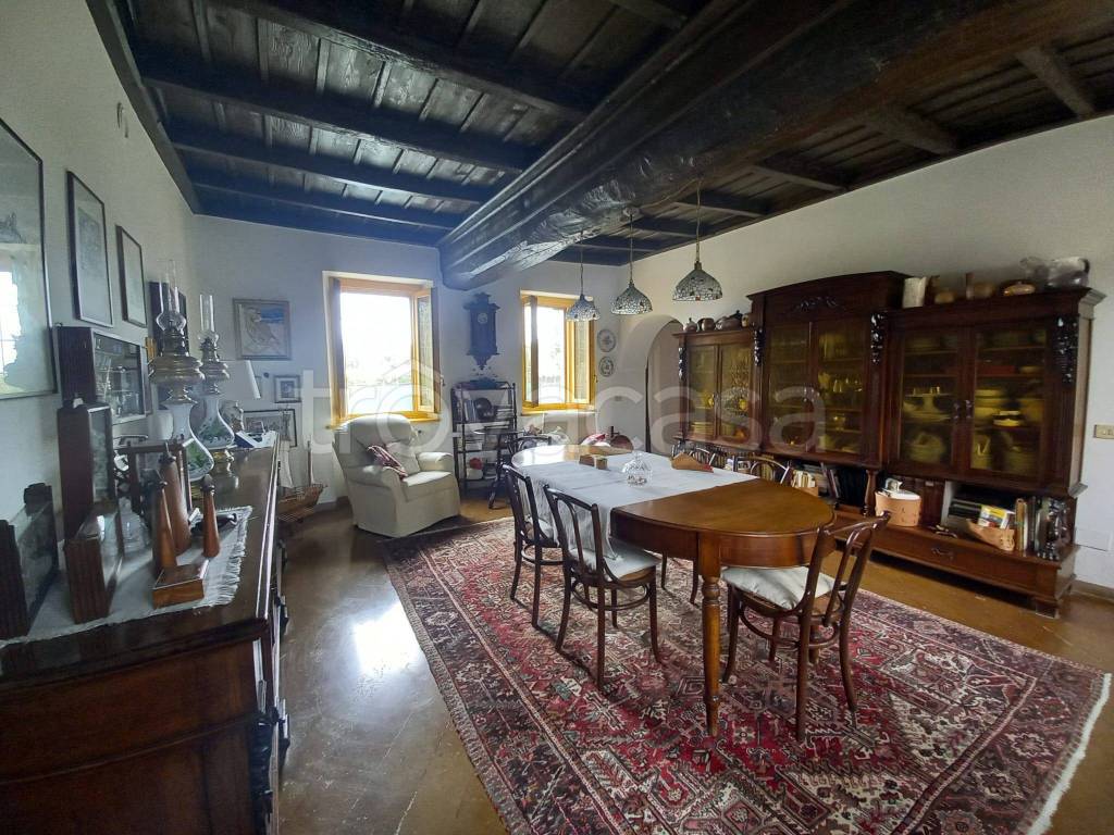Villa in vendita a Torrazza Coste via Voghera, 5