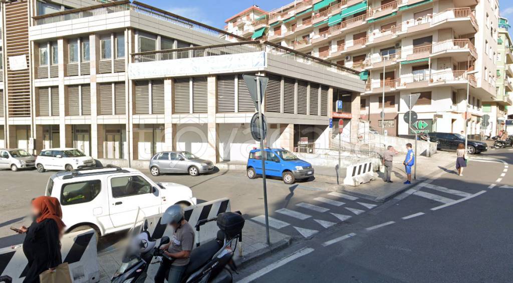 Garage in vendita a Sanremo via Pietro Agosti, 1