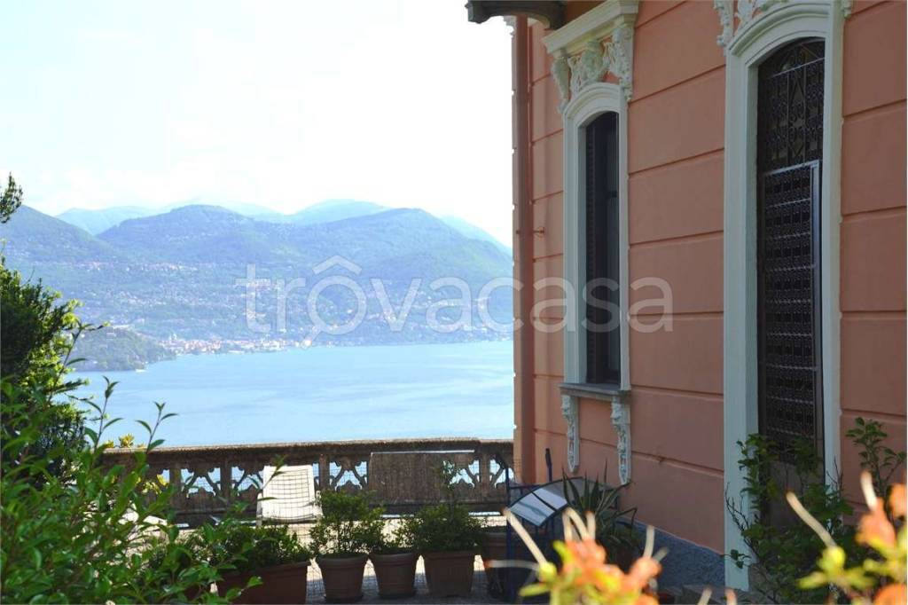 Villa in vendita a Stresa via per Vedasco