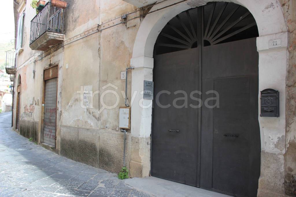 Casa Indipendente in vendita a Maddaloni via Santa Margherita, 11