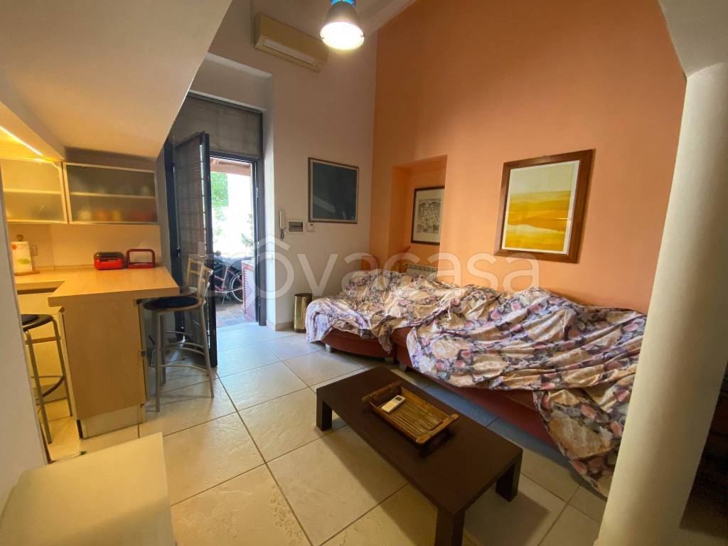 Appartamento in affitto a Fiumicino via Forte dei Marmi