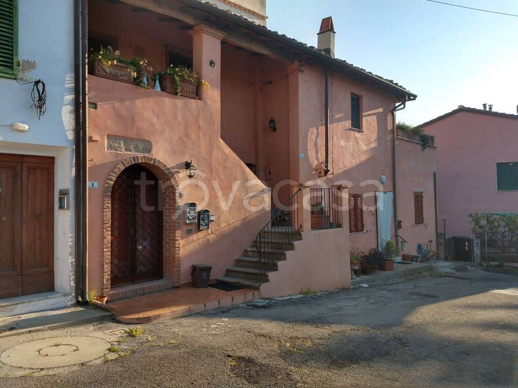 Appartamento in in vendita da privato a Vicopisano corte Rustichello da Vicopisano, 9