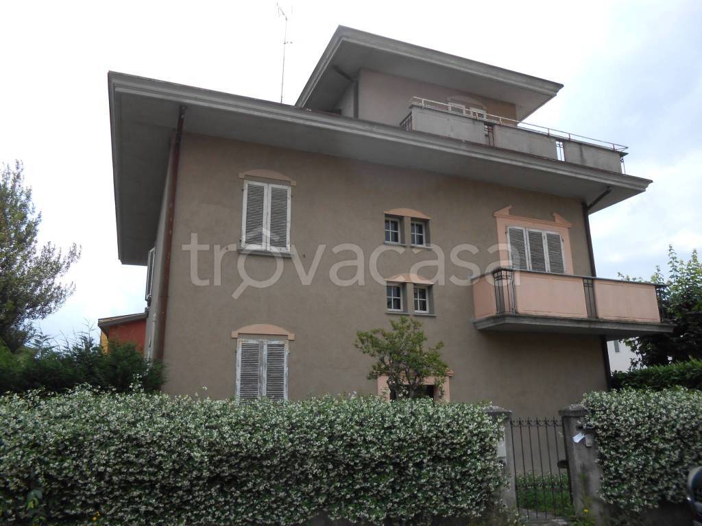 Appartamento in vendita a Cremona via Gelsomino