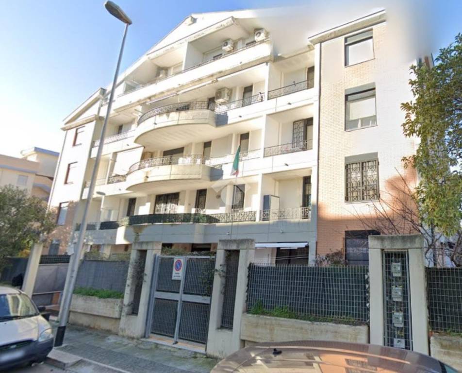 Appartamento in vendita a Casamassima via Angelo Michele Pesce, 37