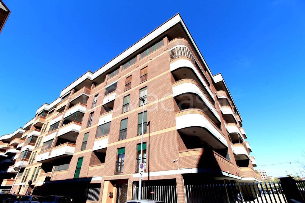 Appartamento in vendita a Novara via San Bernardino da Siena, 7